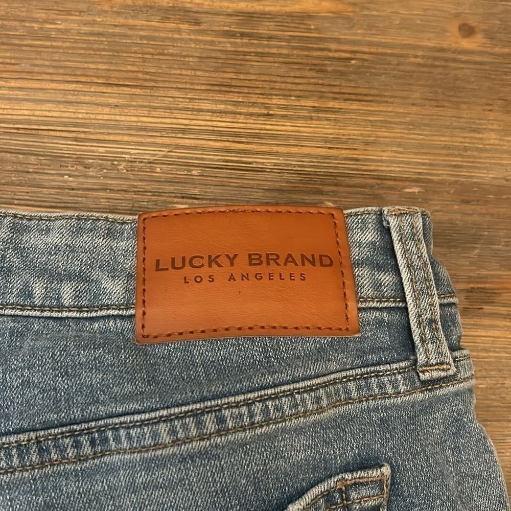 Lucky Brand Jean shorts 4/27    D - Picture 7 of 11